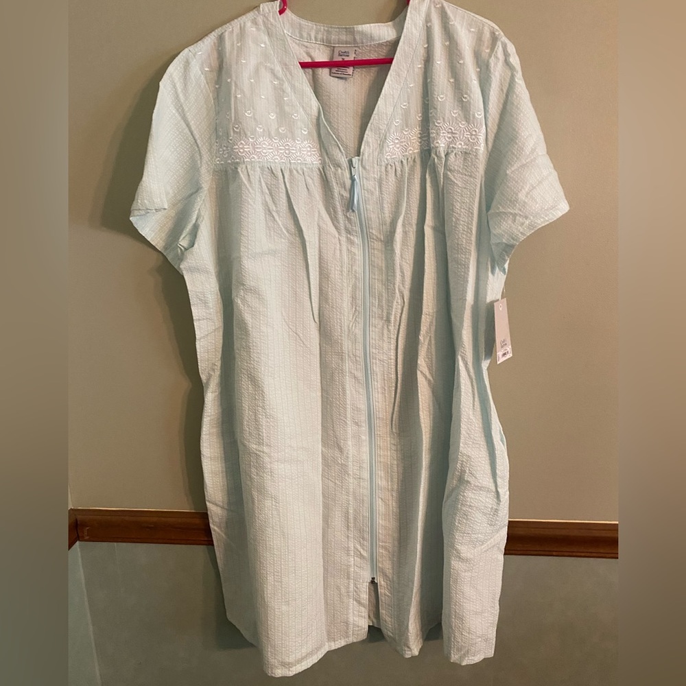 Zipper Robe
